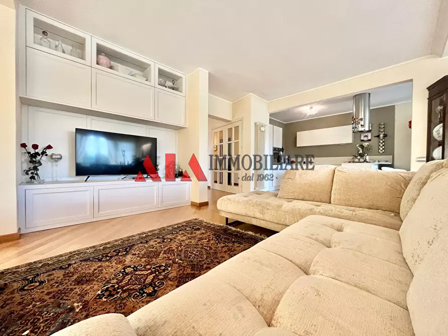 Immagine 4 di Casa bifamiliare in vendita  in Via Venezia a Pontedera