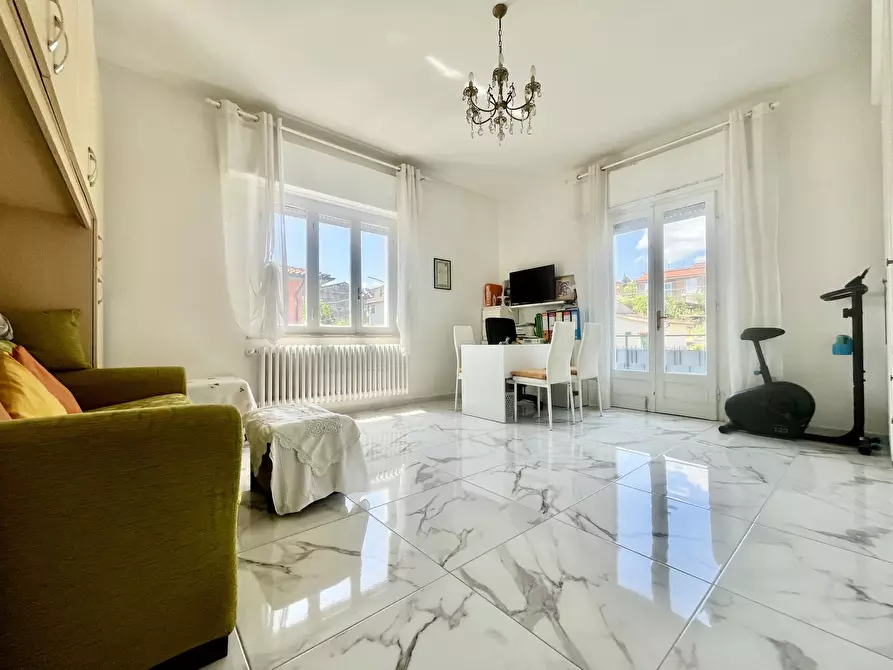 Immagine 23 di Casa bifamiliare in vendita  in SS439 a Buti