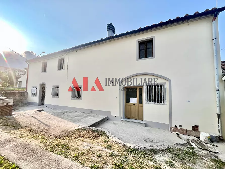 Immagine 13 di Casa bifamiliare in vendita  in SS439 57 a Buti