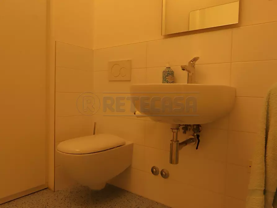 Immagine 5 di Ufficio in affitto  in Viale Roma 8 a Vicenza