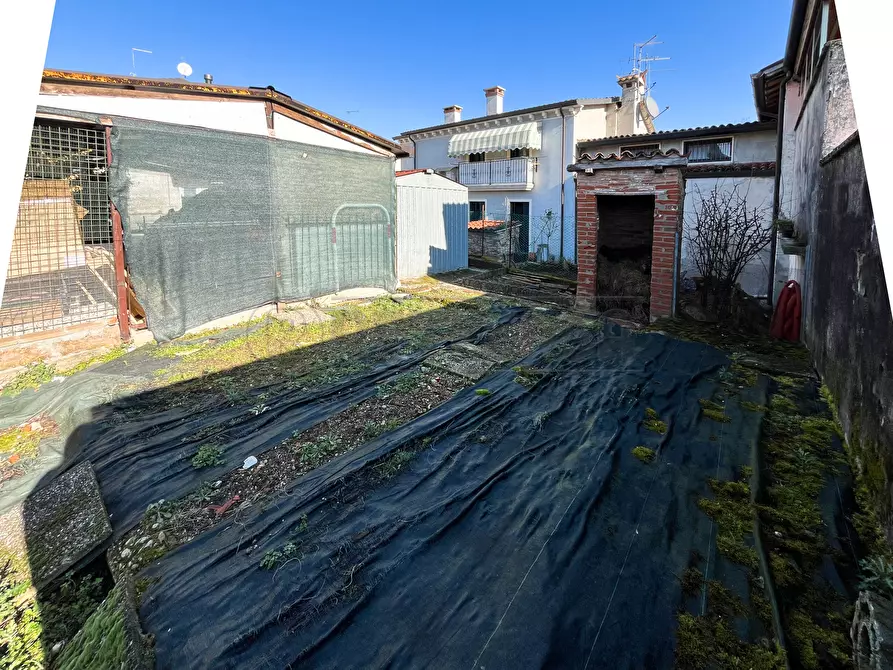 Immagine 58 di Rustico / casale in vendita  in Via Valle a Sovizzo