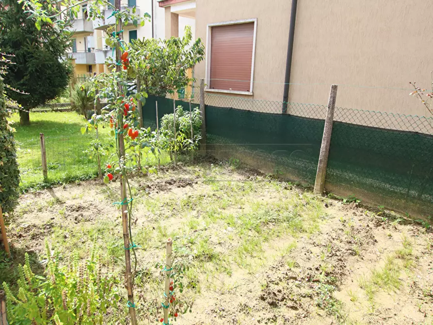 Immagine 8 di Villa in vendita  in viale riviera berica 400 a Vicenza