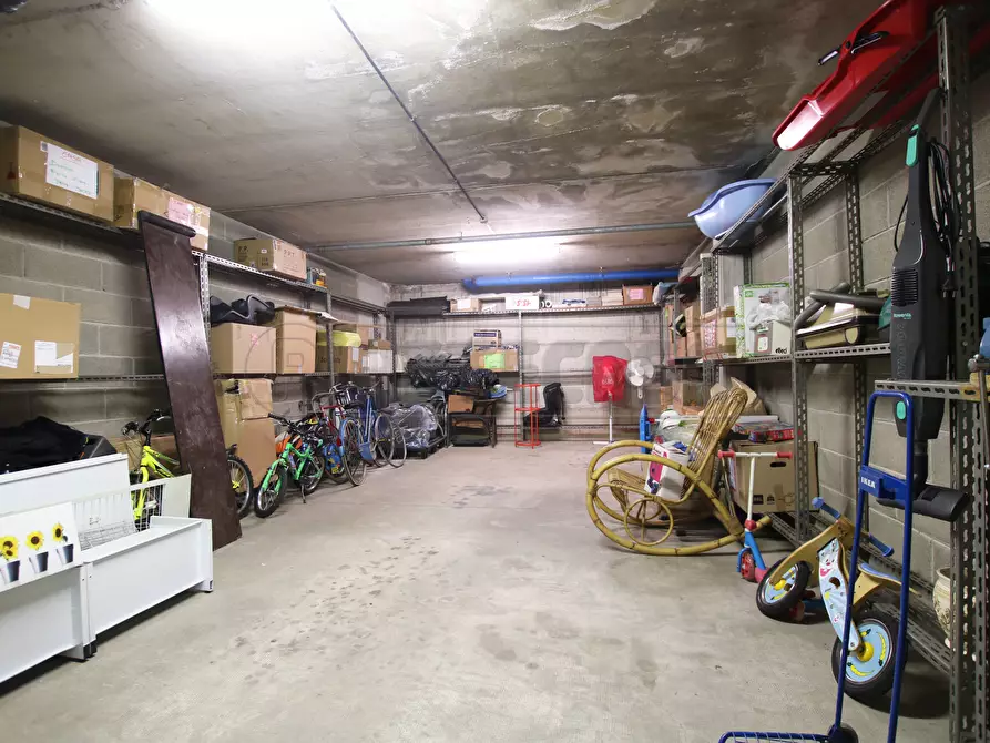 Immagine 18 di Locale commerciale in vendita  in Via Gaetano Salvemini 65 a Vicenza