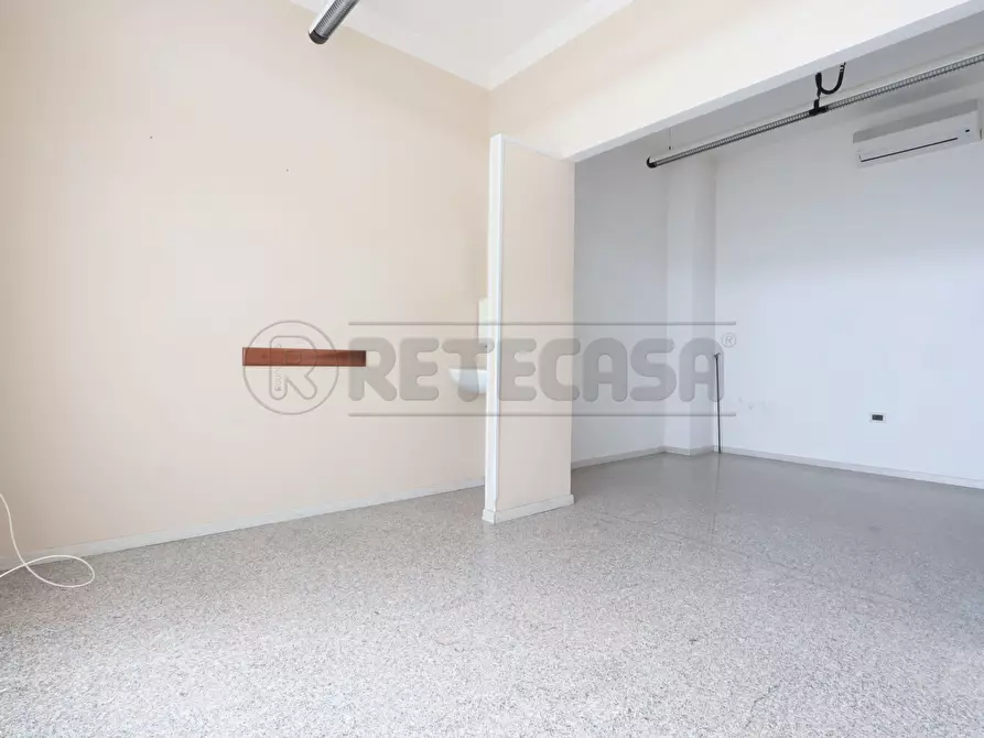 Immagine 5 di Ufficio in vendita  in Via delle Ginestre a Camisano Vicentino