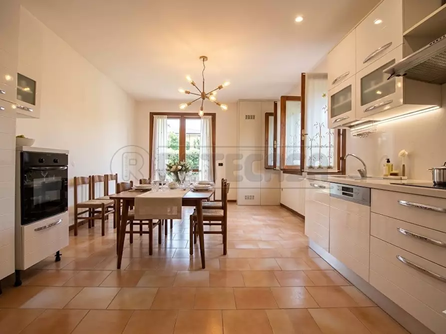 Immagine 81 di Porzione di casa in vendita  in Via Monte delle Rose a Arcugnano