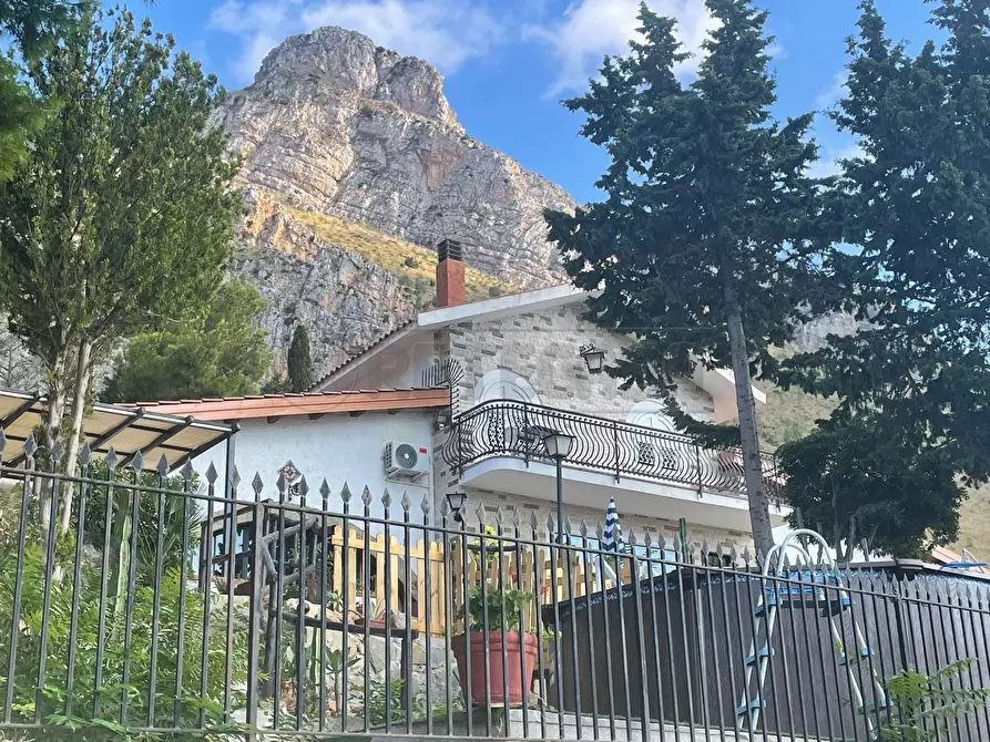 Immagine 29 di Villa in vendita  a Castellammare Del Golfo