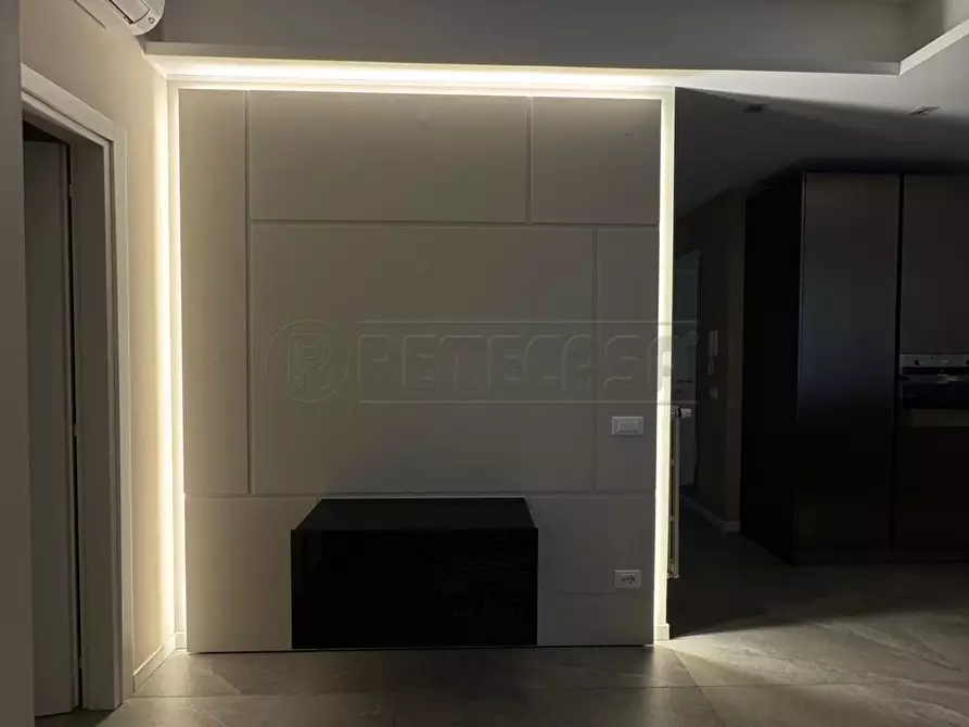 Immagine 12 di Bilocale in affitto  a Orio Al Serio