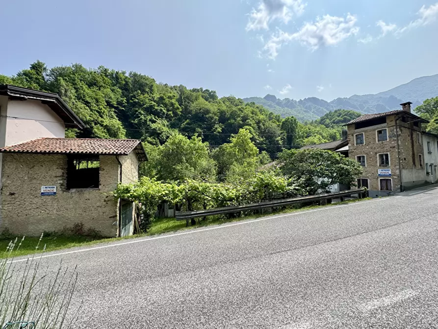 Immagine 6 di Casa semindipendente in vendita  in SP100 3 a Recoaro Terme