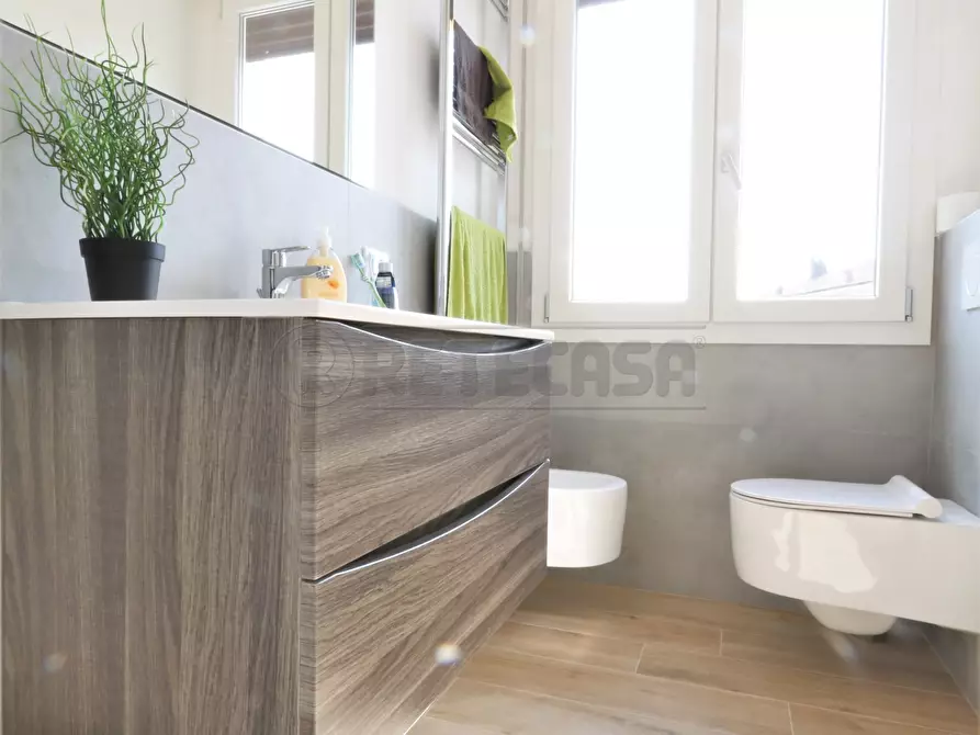 Immagine 23 di Stanza singola in affitto  a Vicenza