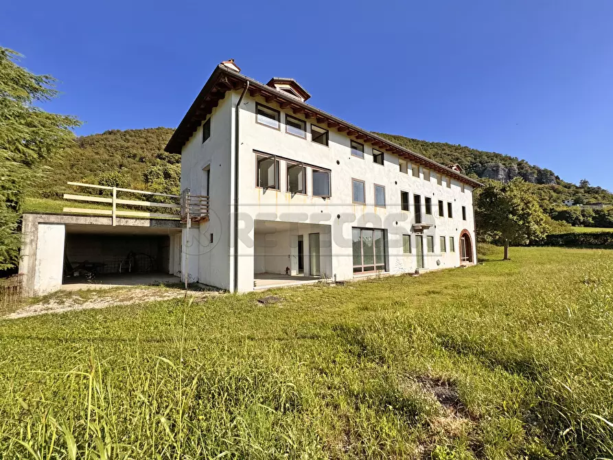 Immagine 4 di Casa indipendente in vendita  a Cornedo Vicentino