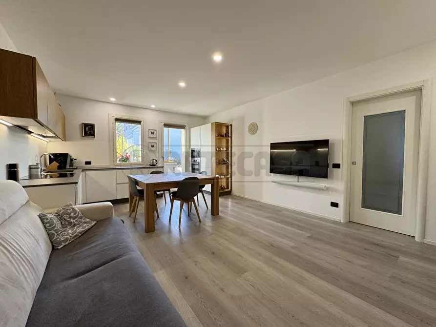 Immagine 2 di Appartamento in vendita  in Via Rasia Dal Polo 21 a Cornedo Vicentino