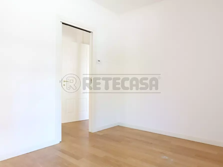 Immagine 11 di Trilocale in vendita  in Via Riello 30 a Vicenza