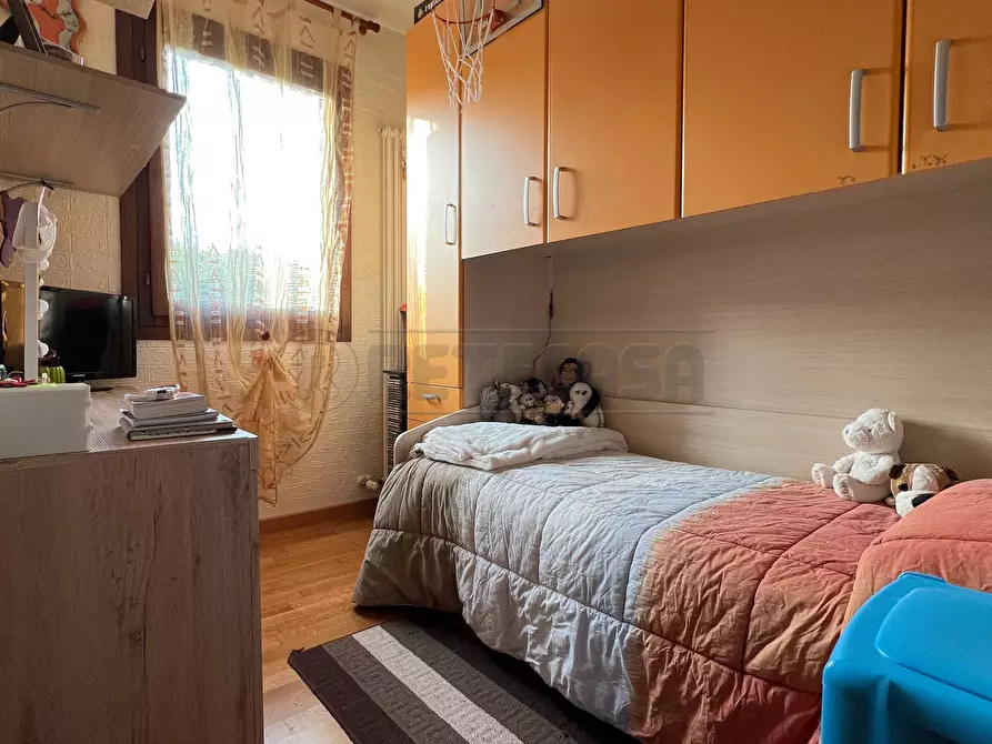 Immagine 15 di Appartamento in vendita  in VIA SILVIO PELLICO 43 a Sarego