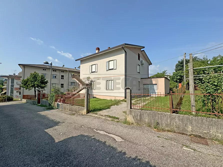 Immagine 10 di Appartamento in vendita  in via iv novembre 7 a Cornedo Vicentino