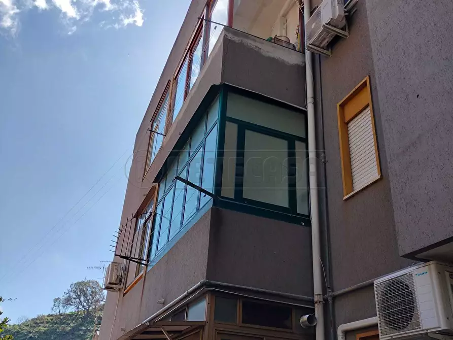 Immagine 18 di Bilocale in affitto  a Messina