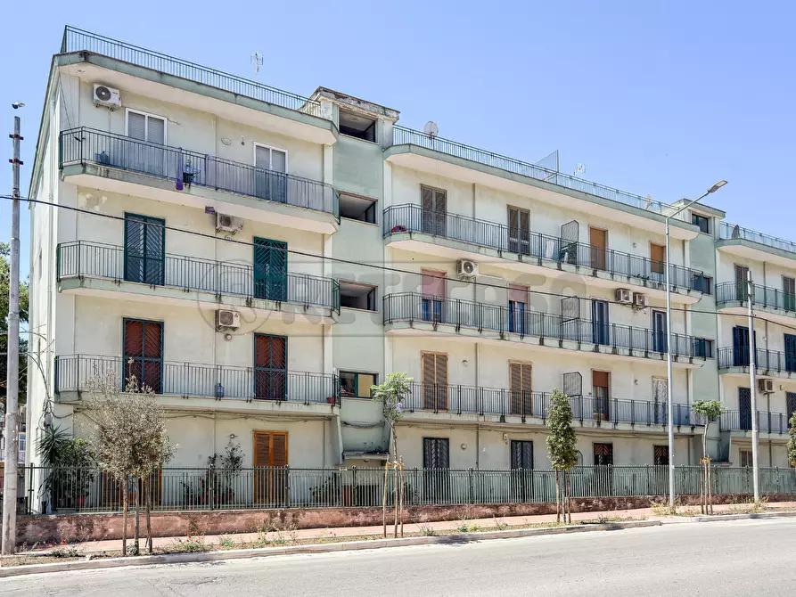 Immagine 11 di Trilocale in vendita  in Via Di Vittorio 13 a Bisceglie