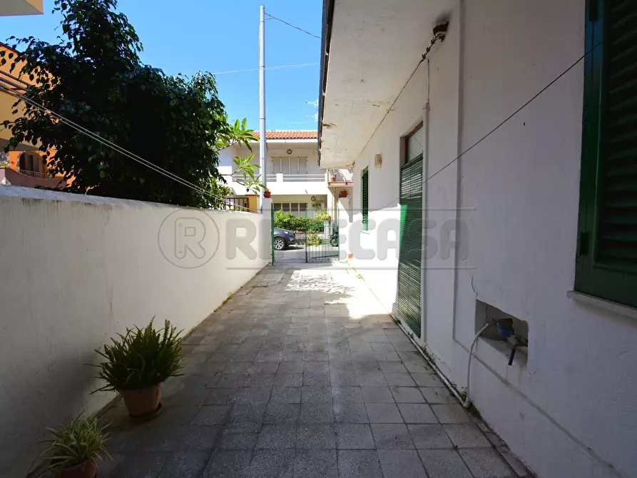 Immagine 4 di Quadrilocale in vendita  in Via Canale Torre Faro 12 a Messina