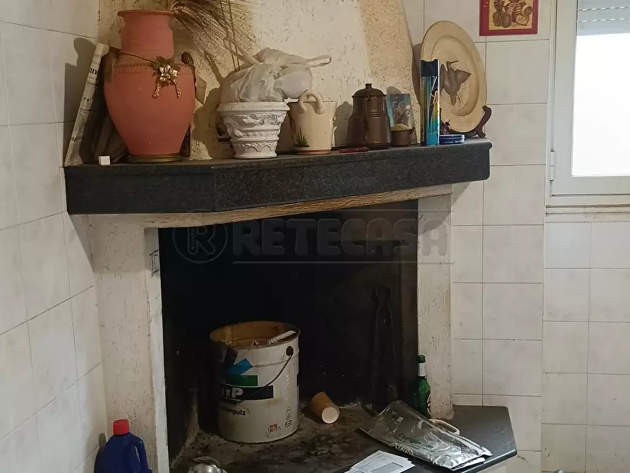 Immagine 15 di Quadrilocale in vendita  in Via Giosuè Carducci 25 a Maglie