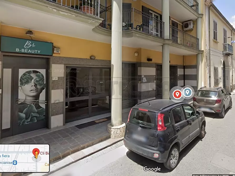 Immagine 1 di Locale commerciale in vendita  in Via San Simeone 29 a Marcianise
