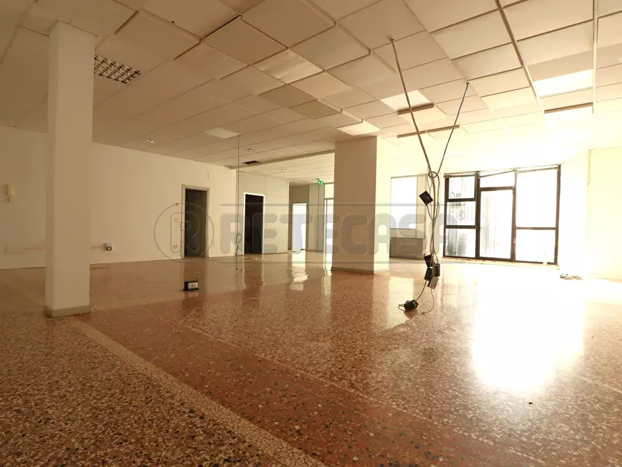Immagine 44 di Ufficio in affitto  in Corso SS. Felice e Fortunato 3 a Vicenza