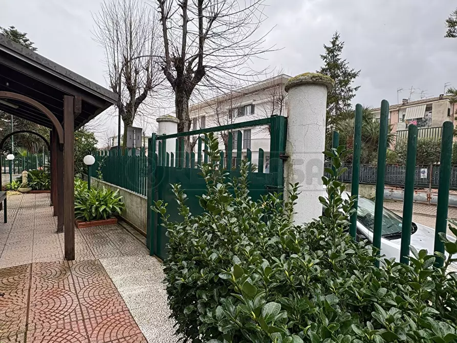 Immagine 21 di Villetta a schiera in vendita  in Via Giudice Falcone a Marcianise