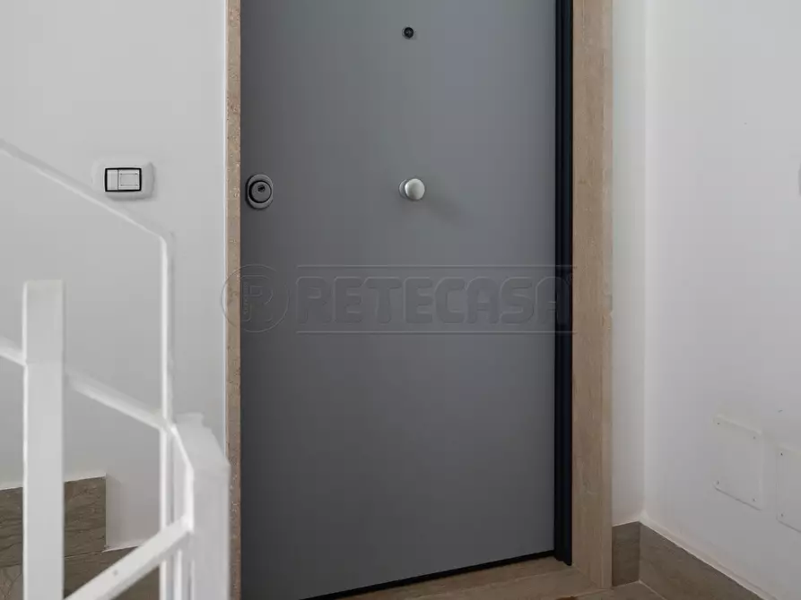 Immagine 49 di Bilocale in vendita  in Via II Giugno 7 a Nardo'