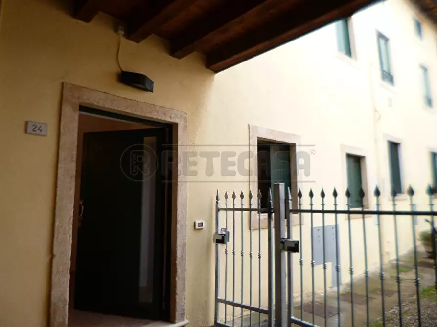 Immagine 13 di Terratetto in affitto  a Gambellara