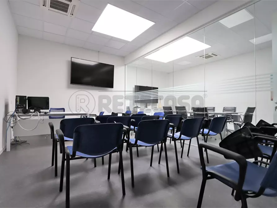 Immagine 24 di Ufficio in affitto  in Via Boschi a Torri Di Quartesolo