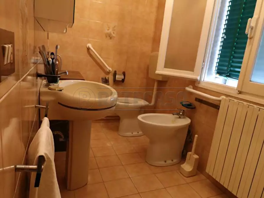 Immagine 4 di Appartamento in vendita  a Bondeno