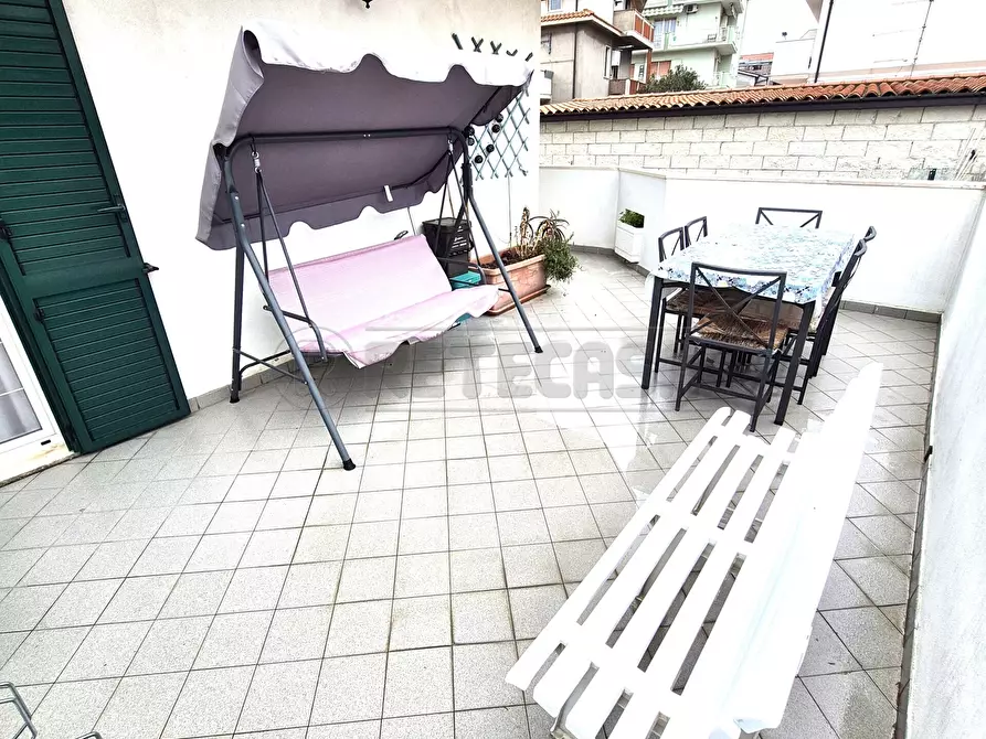 Immagine 1 di Trilocale in affitto  a Pescara