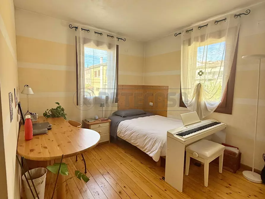 Immagine 6 di Porzione di casa in vendita  a Arzignano