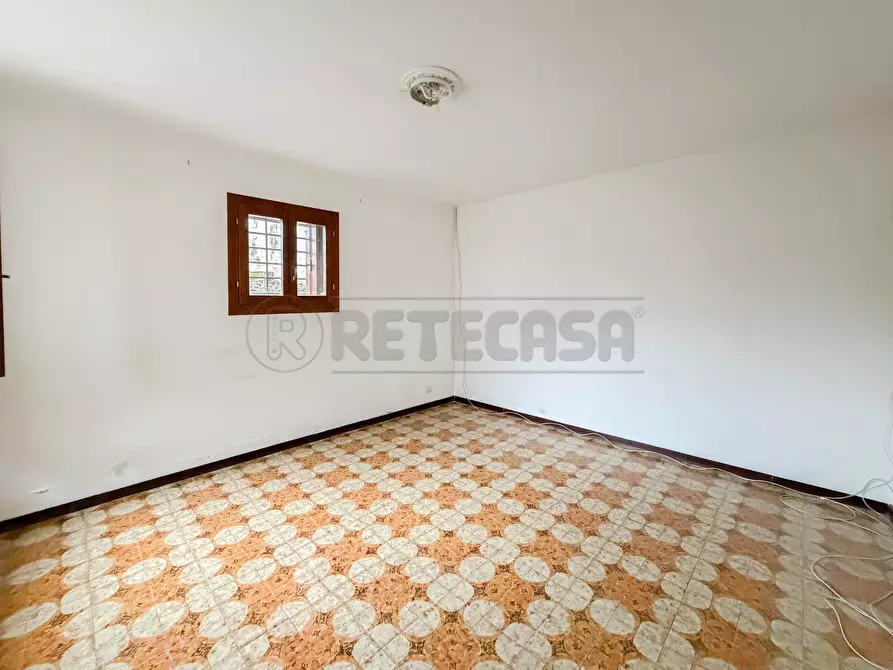 Immagine 5 di Rustico / casale in vendita  in Via Valle a Sovizzo