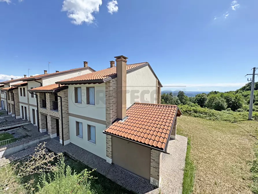 Immagine 7 di Casa semindipendente in vendita  in Via Pellizzari 13 a Trissino