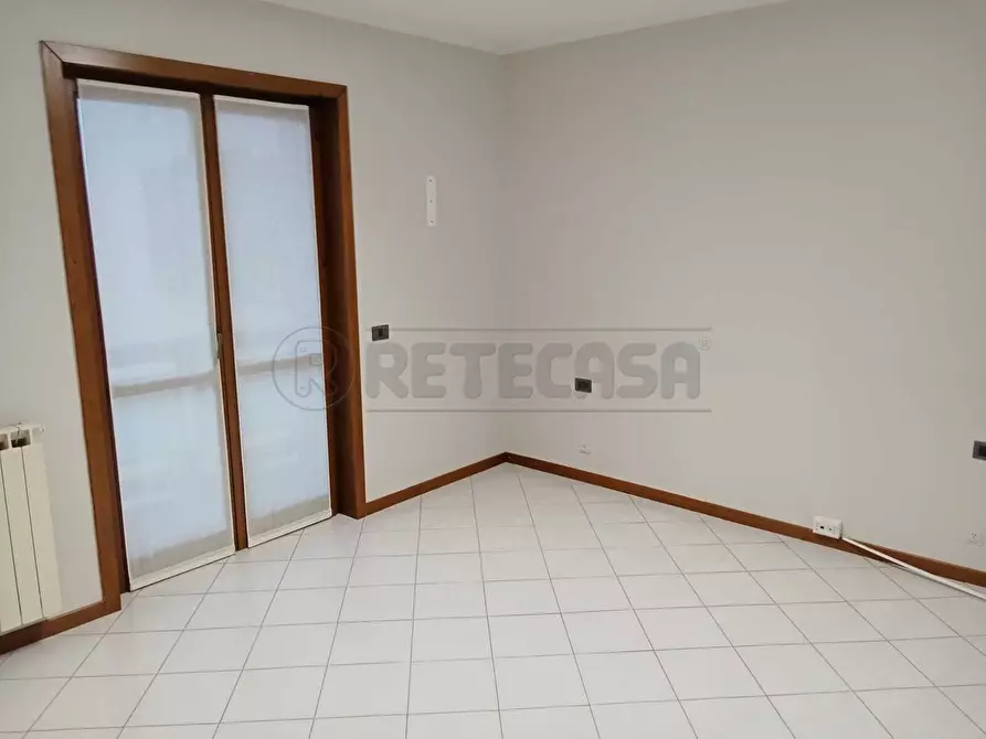 Immagine 13 di Ufficio in affitto  in via De Grassi 11 a Bergamo