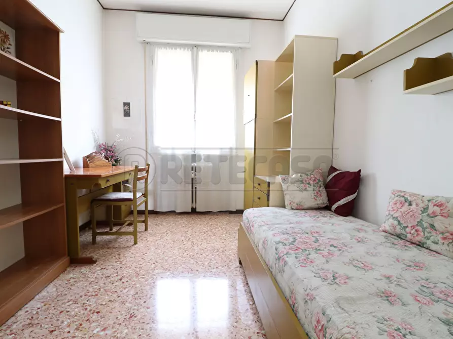 Immagine 15 di Trilocale in vendita  in Via Giuseppe Compagnoni 117 a Ferrara