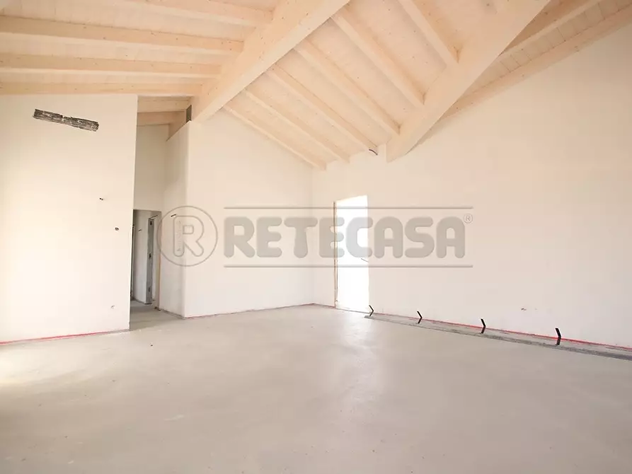 Immagine 3 di Porzione di casa in vendita  in Via Dante Alighieri a Longare