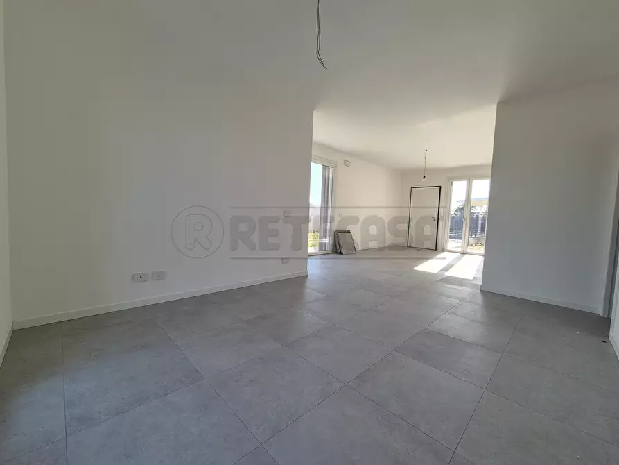 Immagine 4 di Villa in vendita  in Via Carbonera a Cremona