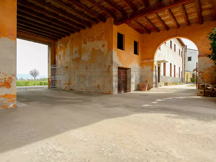 Immagine 28 di Rustico / casale in vendita  in Via Camatte 5 a Bolzano Vicentino
