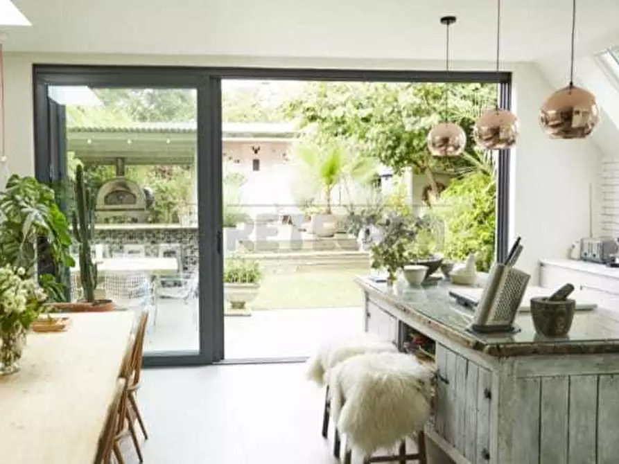 Immagine 25 di Villa in vendita  a Castelvetrano