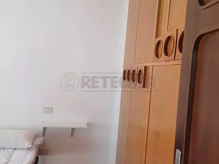 Immagine 19 di Pentalocale in vendita  in Via Pietro del Pezzo 87 a Salerno