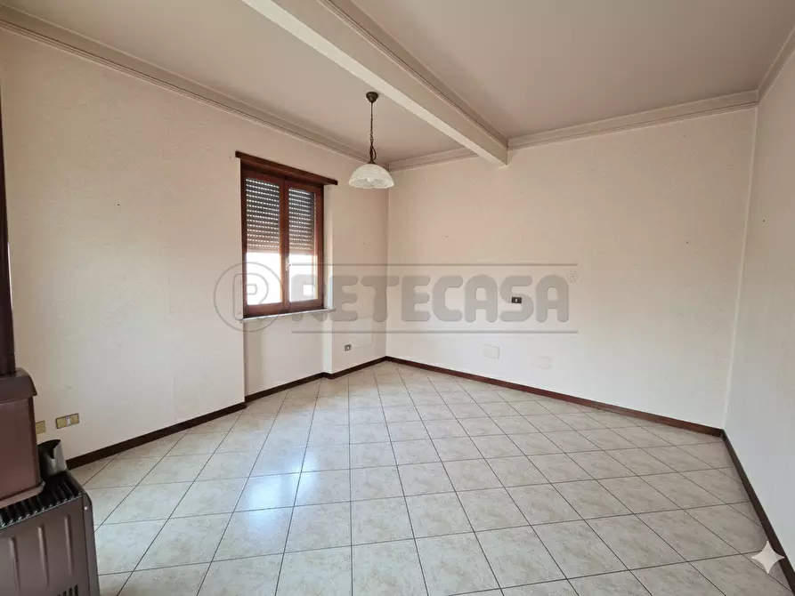 Immagine 6 di Quadrilocale in vendita  in Via Bergamo a Castelverde