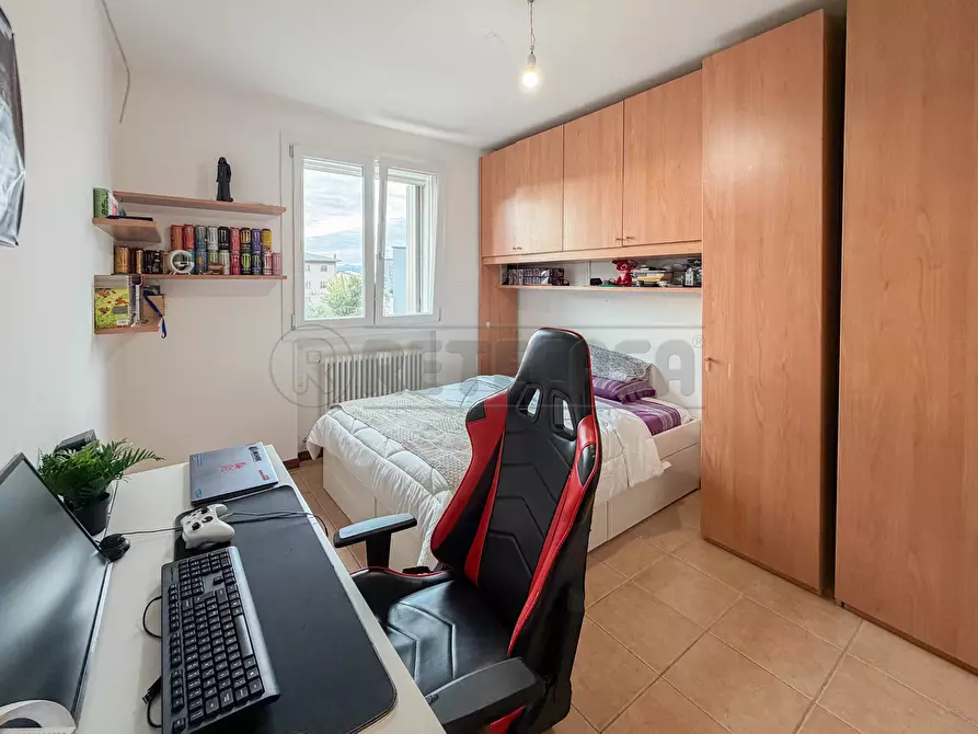 Immagine 22 di Bilocale in vendita  in Via Marinai d'Italia a Creazzo