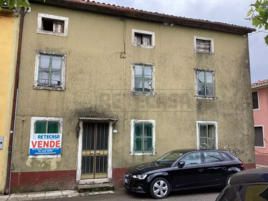 Immagine 1 di Porzione di casa in vendita  in Contrada Ronchi 43 a Montebello Vicentino