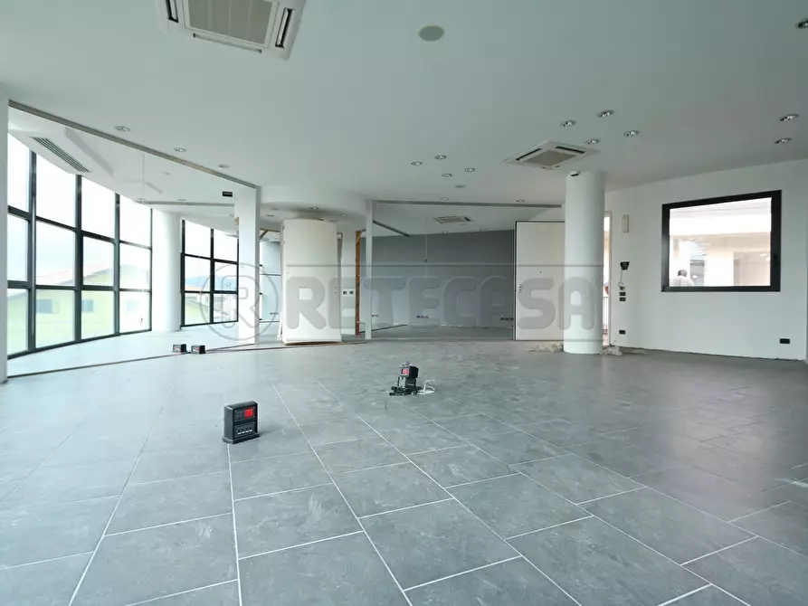 Immagine 2 di Ufficio in affitto  a Vicenza