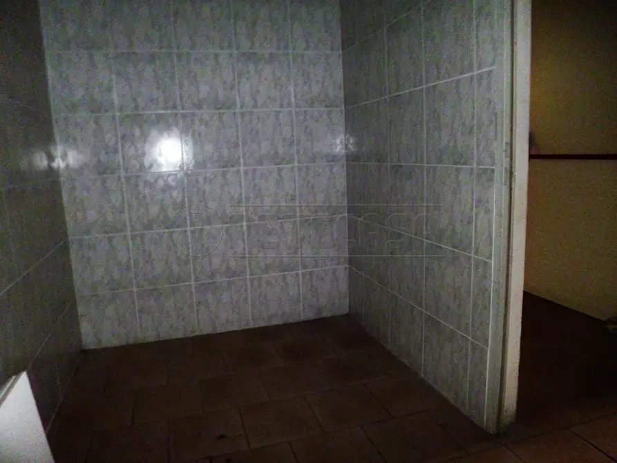 Immagine 20 di Locale commerciale in affitto  a Montebello Vicentino