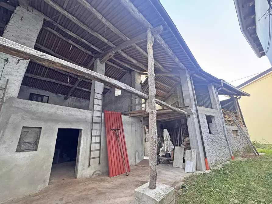 Immagine 7 di Magazzino in vendita  in Contrada Marcantoni 18 a Valdagno