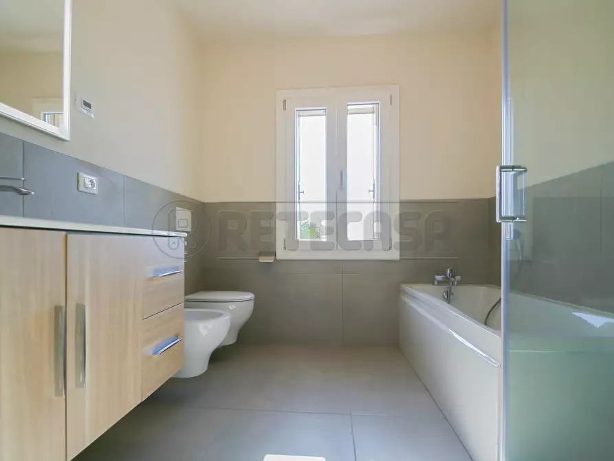 Immagine 16 di Porzione di casa in affitto  in VIA CAPITELLI 23 a Pozzoleone