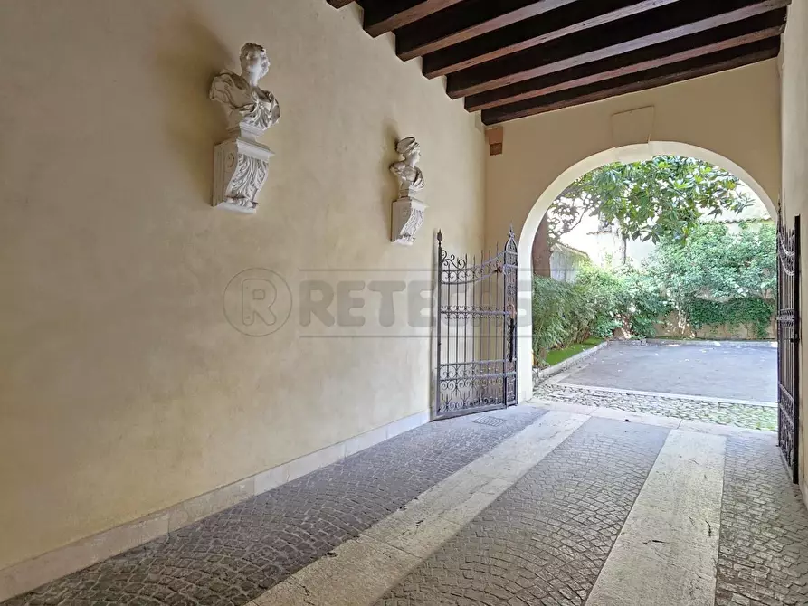 Immagine 27 di Bilocale in affitto  in Contra' San Domenico a Vicenza