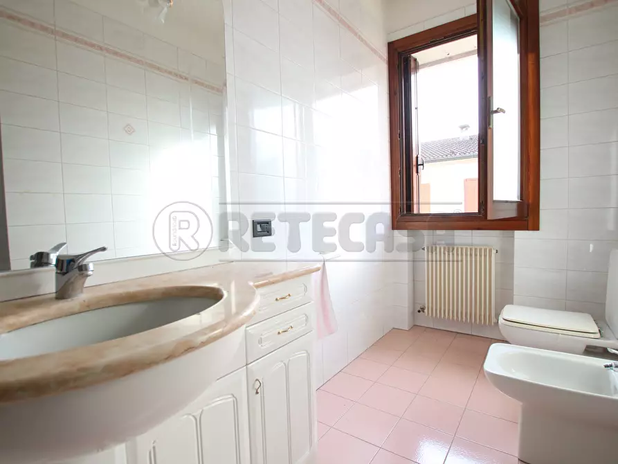 Immagine 32 di Porzione di casa in vendita  a Arcugnano