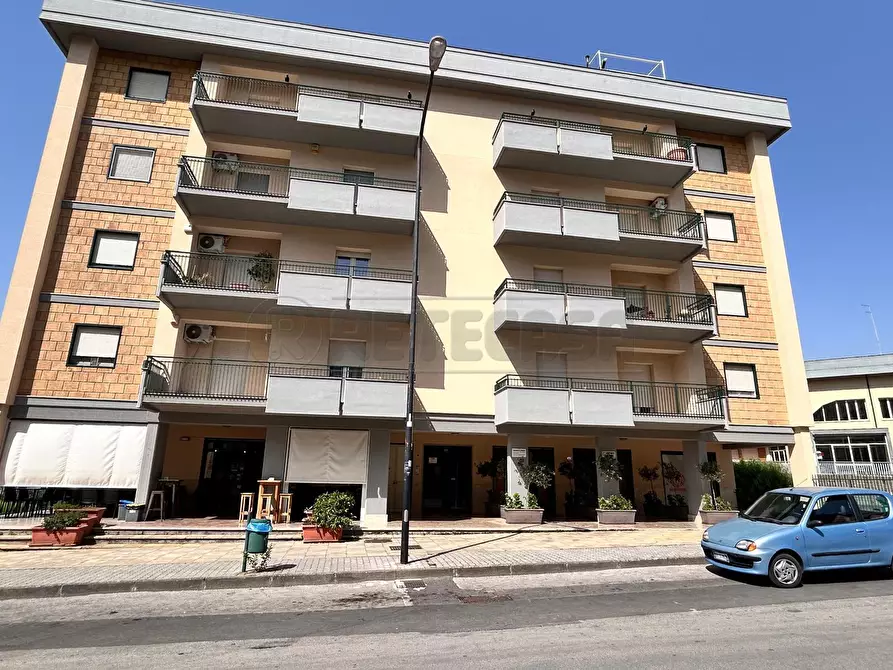Immagine 2 di Quadrilocale in vendita  in Via Ferdinando I 12 a Caltanissetta
